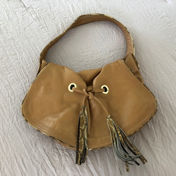 Zina Eva Handbags - Zina Eva, Butter-soft, real-leather shoulder bag. Zina Eva Handbags - Zina Eva, Butter-soft, real-leather shoulder bag.